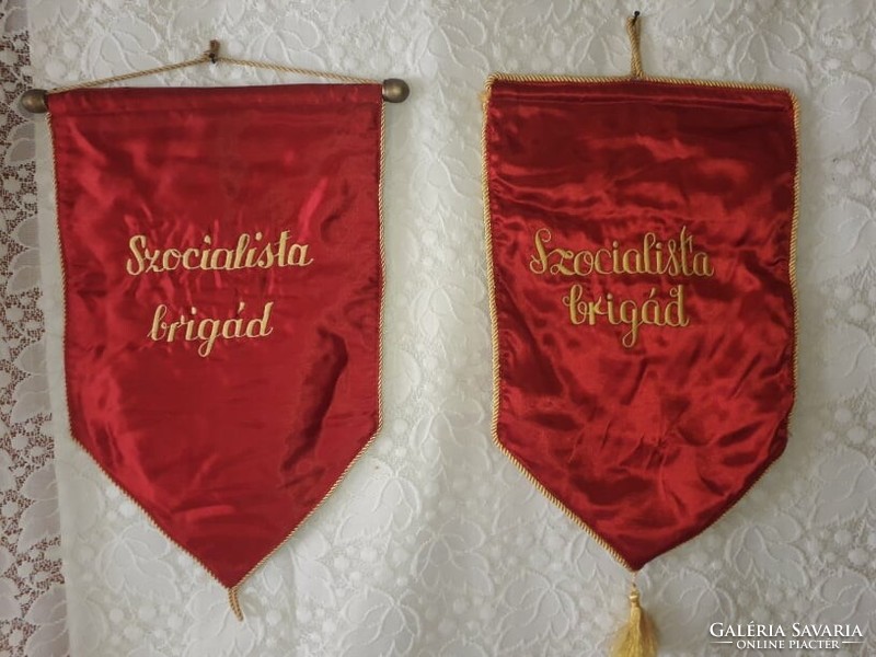 KISZ - Szocialista Brigád / Zászló.