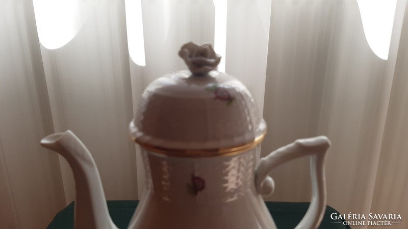 Herend teapot with small flower pattern