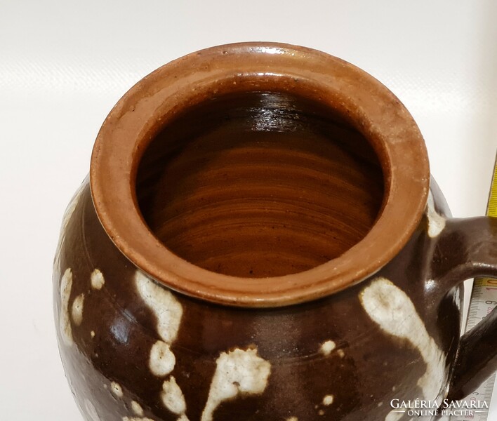 Folk, white, glazed, dark brown glazed ceramic silk (2221)