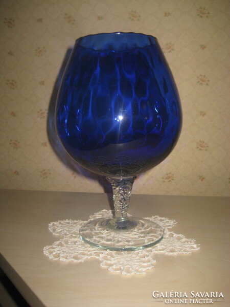 Ornamental glass chalice, beautiful blue, 14 x 22 cm