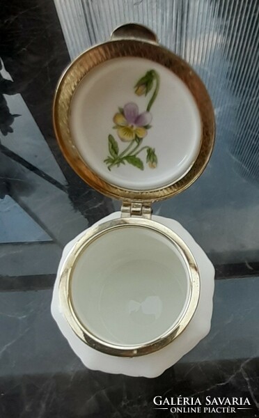 Aynsley wild tudor porcelain box