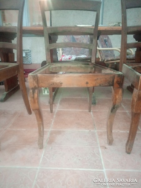 4db antik fa székváz