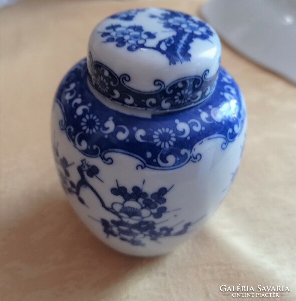 Japanese porcelain tea grass holder