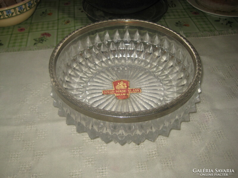English, glass table in the middle, with a metal rim, marked 23 x 8 cm
