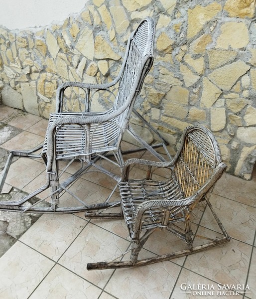 Antik fonott vessző gyerek hintaszék fotel