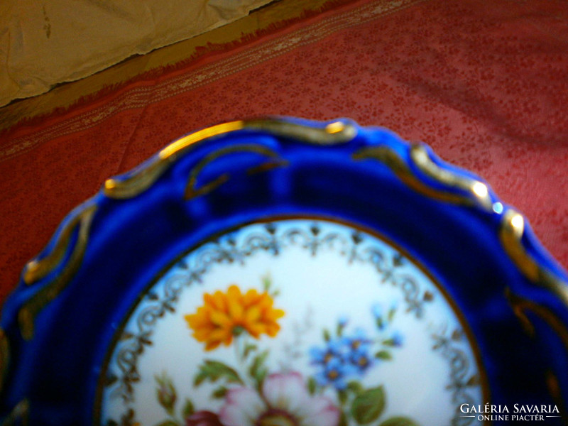 4 db. gyönyörű porcelán  tál, tányér