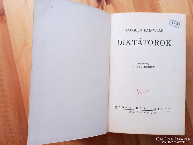 Jacques Bainville: Diktátorok