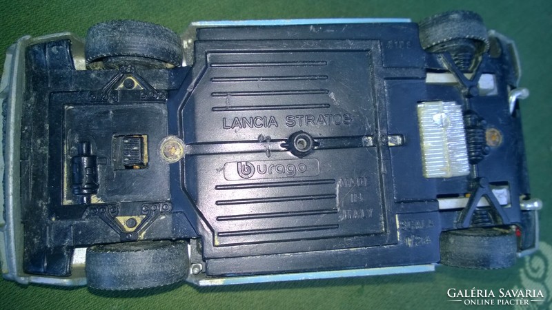Burago-lancia stratos Italian car model 1:24
