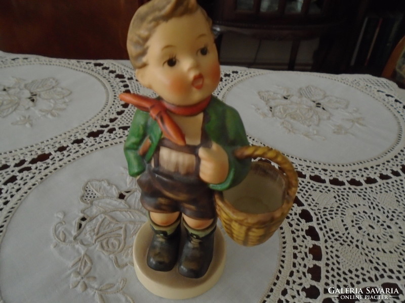 Hummel figura