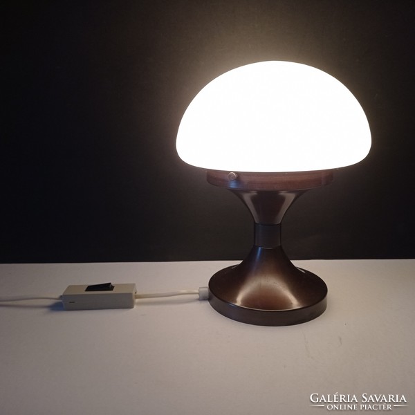 Bronz asztali lámpa