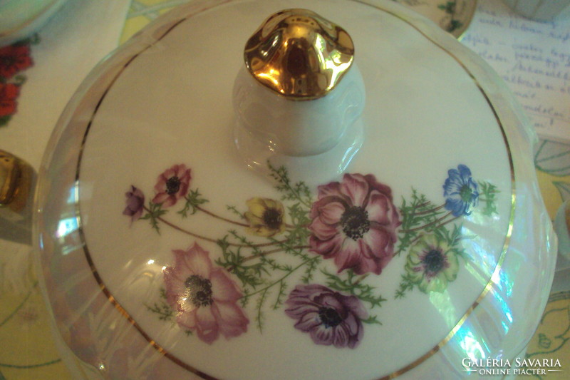 Bowl of soup with sauce and iridescent pattern, iridescent with eosin glaze, gilded.