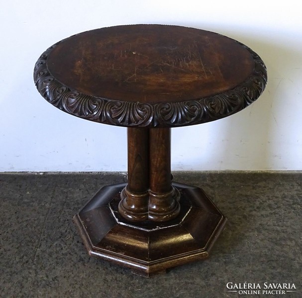 1I927 antique carved coffee table with round table