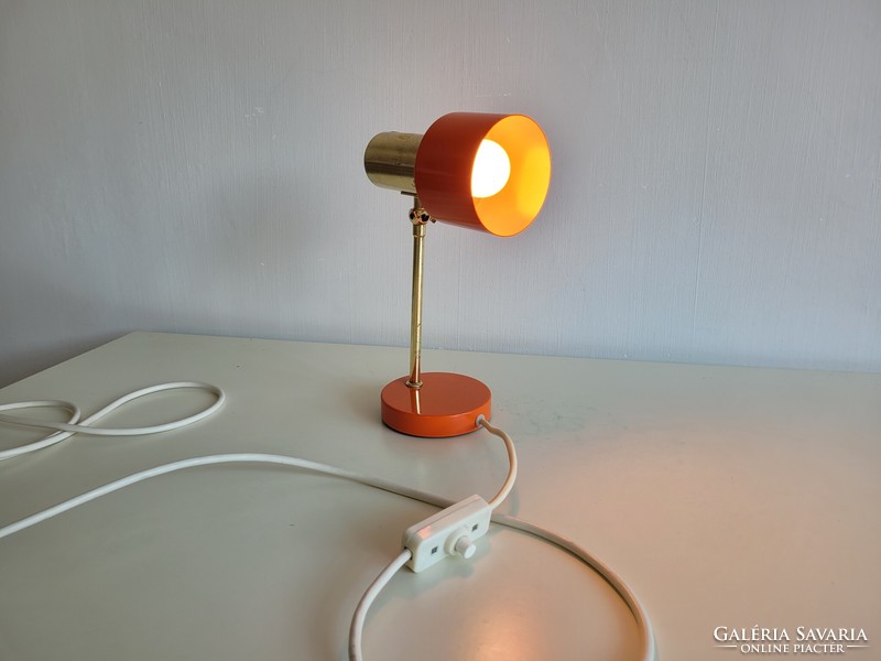 Régi retro fémbúrás asztali lámpa