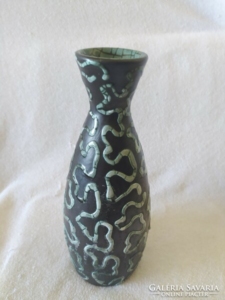 Pesthidegkút - retro váza absztrakt dekorral, hibátlan, 25 cm