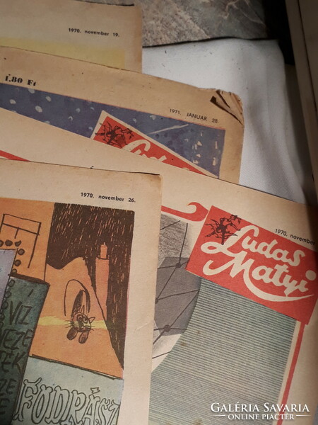 4 Pieces of Goose Matyi Newspaper (1970-1971 (
