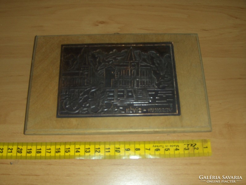 Retro copper mural on wooden holder thermal water memory 12 * 19.5 cm (28 / d)