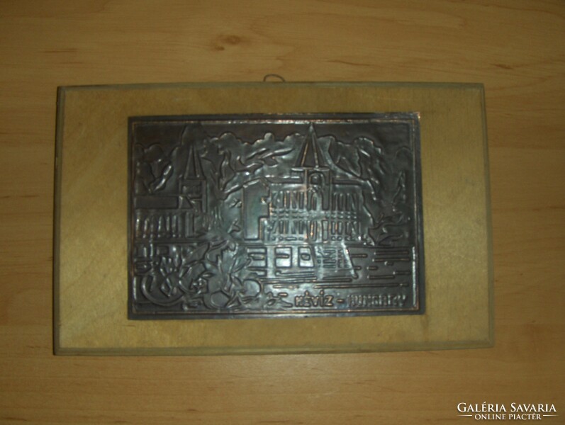 Retro copper mural on wooden holder thermal water memory 12 * 19.5 cm (28 / d)