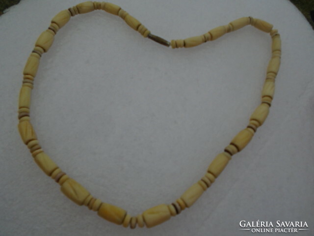 Antique bone ethnic necklace from the 50s and 60s is hard to find such a beautiful mature chain curio