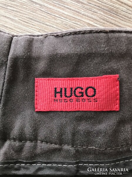 Hugo Boss sötétbarna nadrág