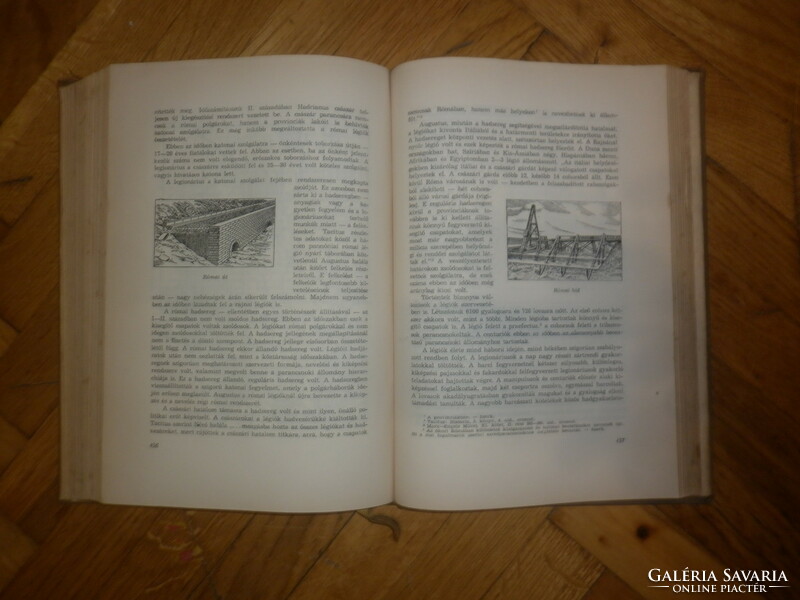 Régi könyv a hadművészet története 1959