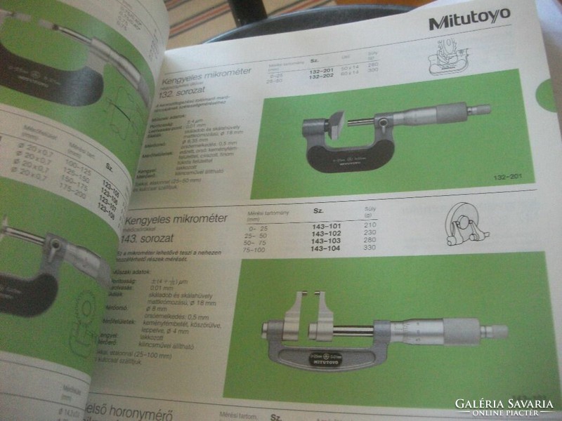 Specialist book mitutoyo - precision measuring instruments catalog - mechanics + optics + electronics 256 pages