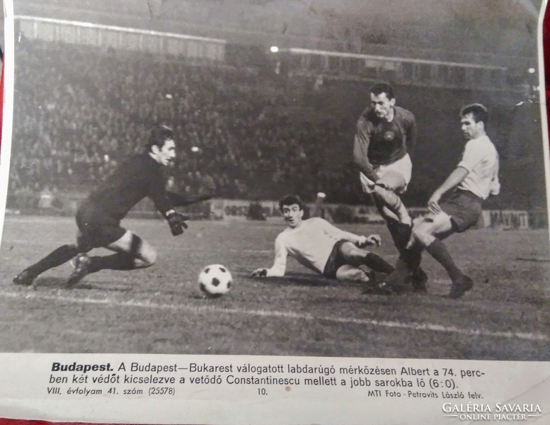 Petrovits László fotóriporter MTI felvétele  az ﻿1967.10.07. labdarúgó mérkőzés ,sport, foci,futball