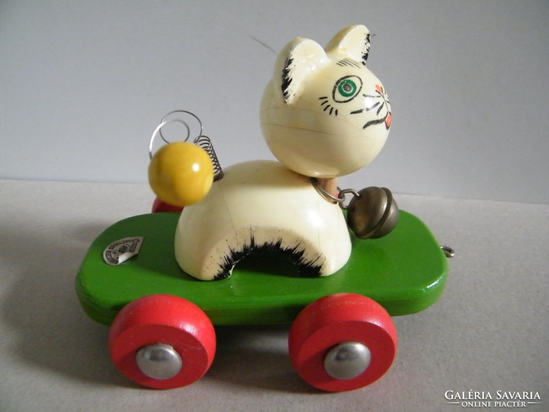 Vintage rolling cat toy made of wood