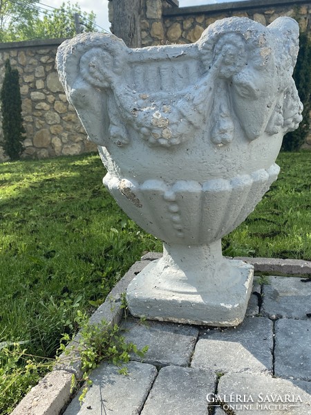 Neoclassical castle garden vase with ram heads
