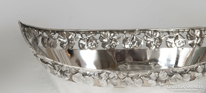 Silver Art Nouveau boat with openwork pattern