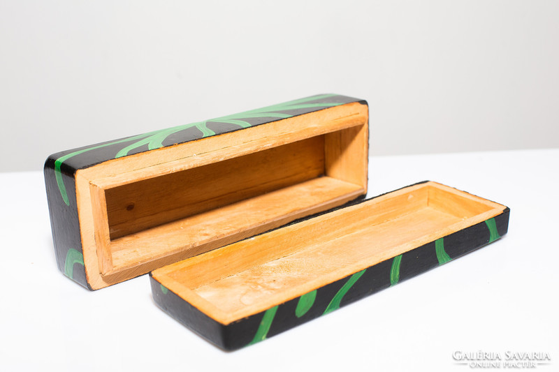 Hand painted wooden pen holder