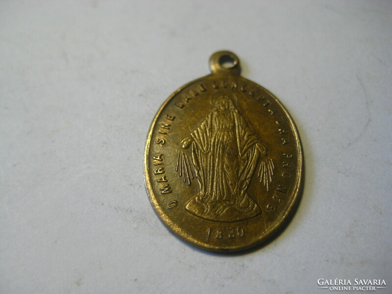 Old Mary pendant made of copper, with the number 1820, 25 x 15 mm