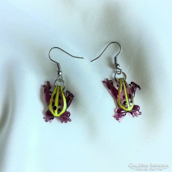 Murano burgundy glass frog earrings marked with 925 silver hooks