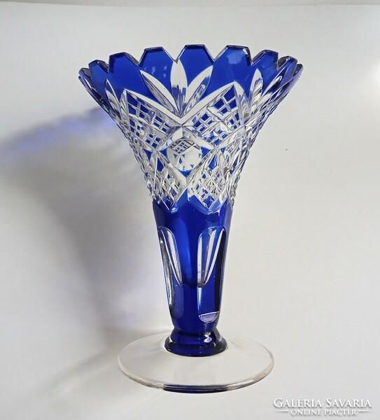 Blue crystal vase 15.5Cm