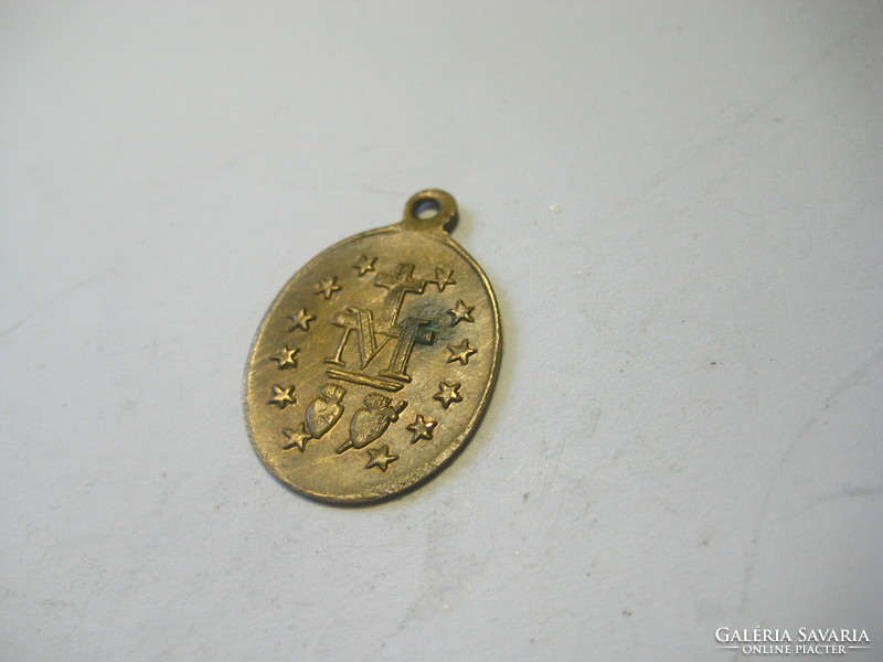 Old Mary pendant made of copper, with the number 1820, 25 x 15 mm
