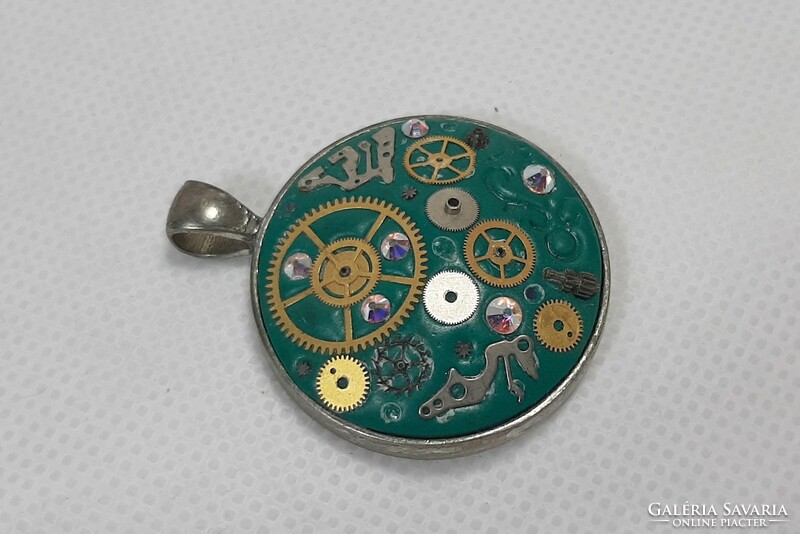 Vintage óraszerkezet medál