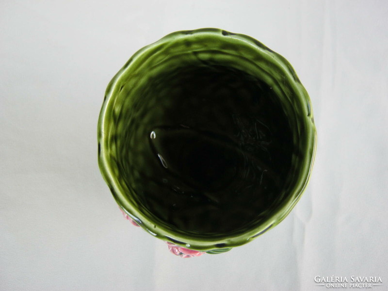 Green ceramic cup vase with rose decoration