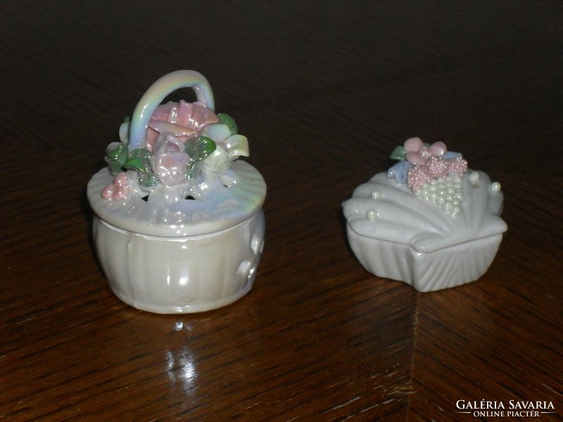 Porcelain gift boxes