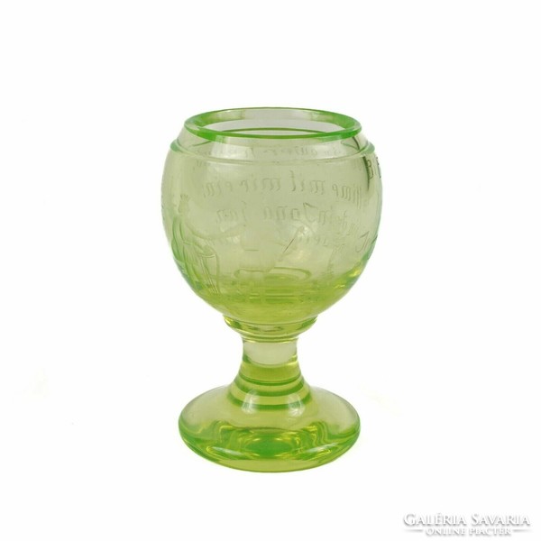 Antik uránüveg kehely, 19. század