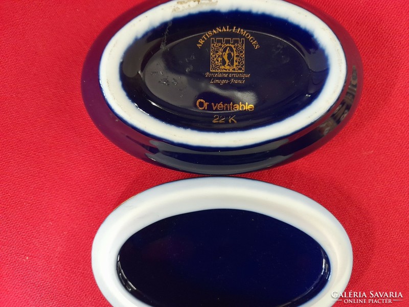 French Limoges cobalt blue, 22-karat gold-plated, pair of souvenir boxes, bonbonier.