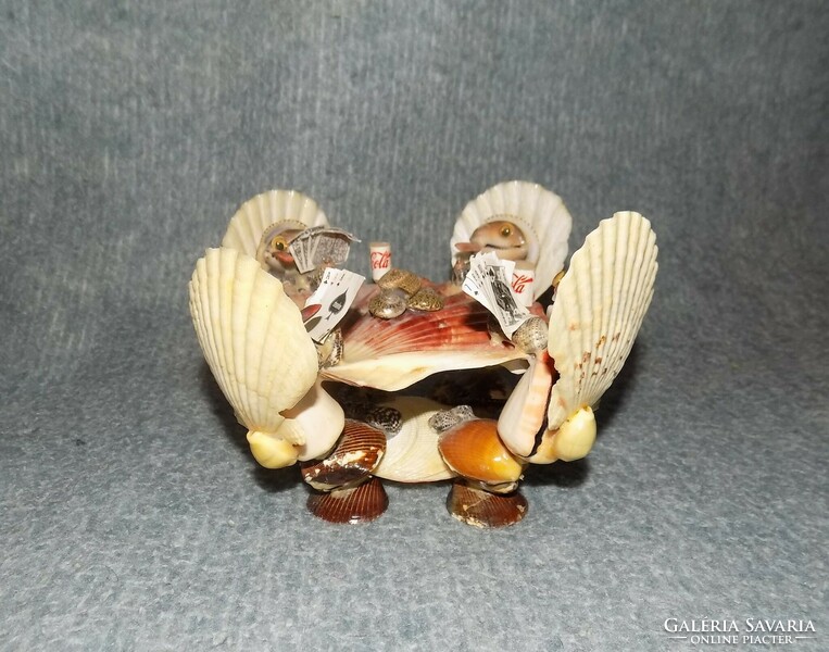 Playing cards with frogs from seashells - coca cola