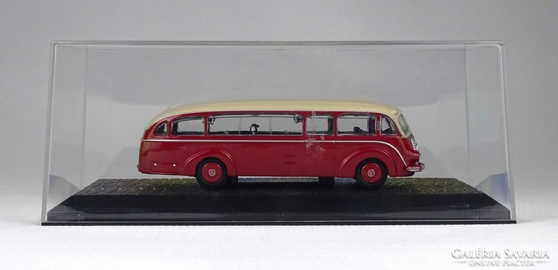 1J205 Mercedes-Benz LoP 3500 1935-ös autóbusz modell díszdobozában