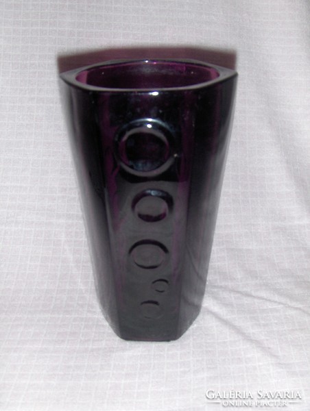 Retro lila üveg váza 17 cm (3/d)