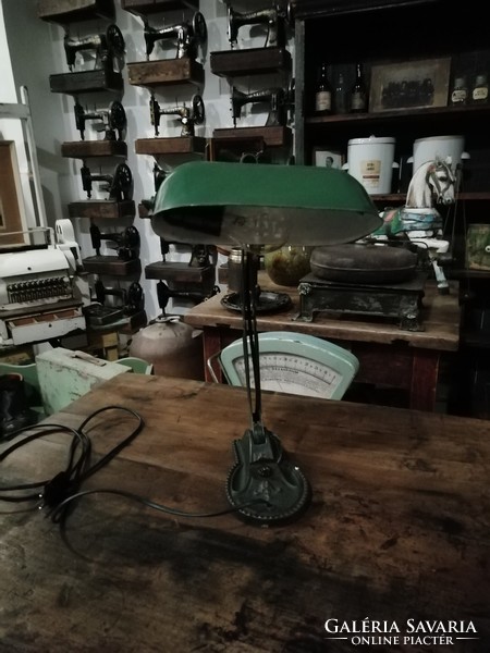 Bank lamp, library lamp, early 20th century, renovated, cast iron pedestal, enamelled bulb