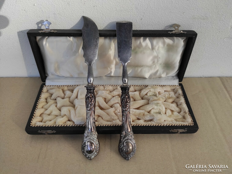 Antik konyhai eszköz 800 as ezüst nyelű hal kés evőeszköz eredeti dobozában 5452
