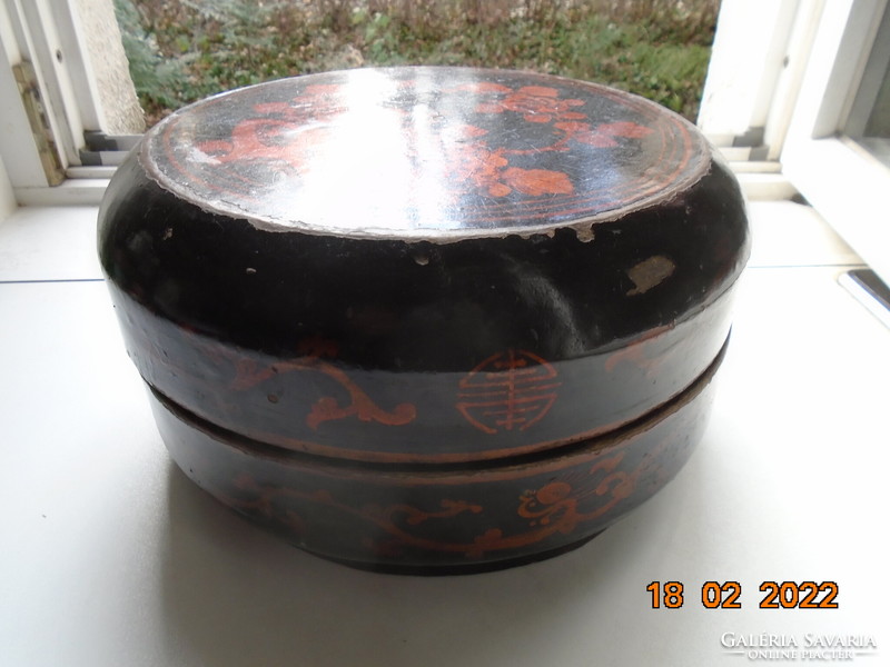 Antique Chinese large size wedding hand painted antique gold pattern lacquer wood box