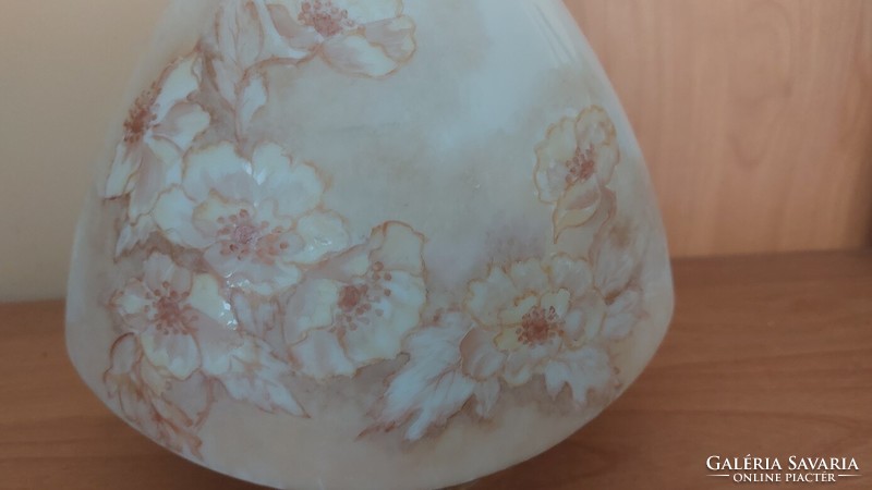 (K) Érdekes formájú Furstenberg porcelán váza