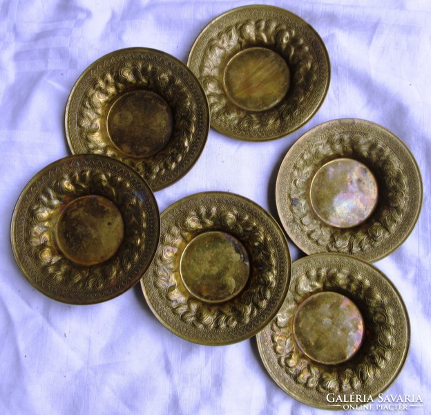 6 pieces of copper plates for sale, diameter 9.5 cm.