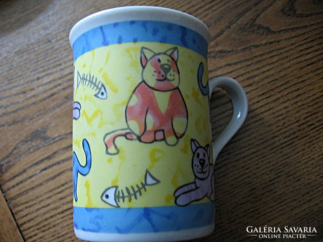 Fat cats with fish bones, in a quality mug, fine porcelain