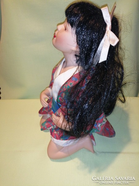 Japanese, kneeling, geisha, porcelain doll
