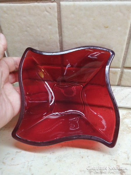 Burgundy glass bowl, offering for sale! Art deco glass offering